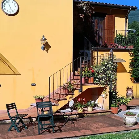Affitta Il Ruscello Aparthotel Scheggino